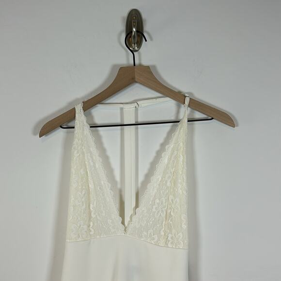 Lulus Prima Donna Life White/Beige  Lace Backless Mini Dress Size Small NWT - Picture 5 of 9
